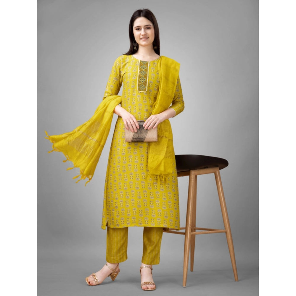 Casual 3-4 th Sleeve Embroidery Rayon Kurti Pant Dupatta Set