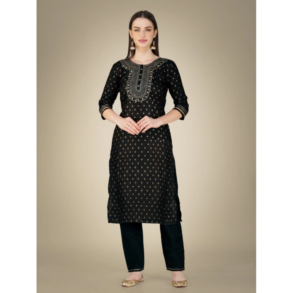 Casual 3-4 th Sleeve Embroidery Cotton Kurti Pant Dupatta Set