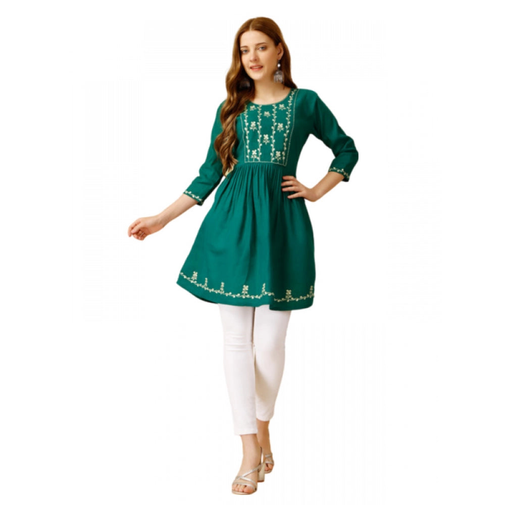 Casual 3-4 th Sleeve Embroidered Rayon Tunic Top