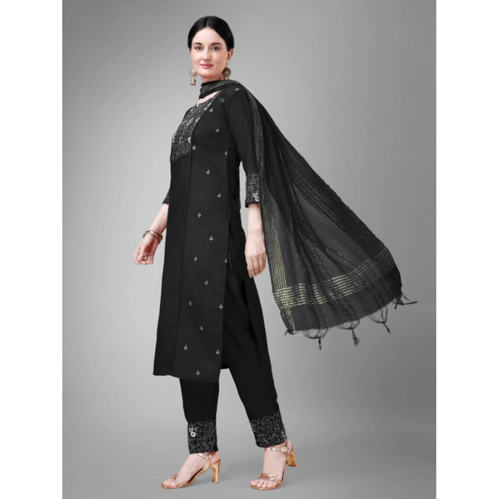 Casual 3-4 th Sleeve Embroidery Cotton Kurti Pant Dupatta Set