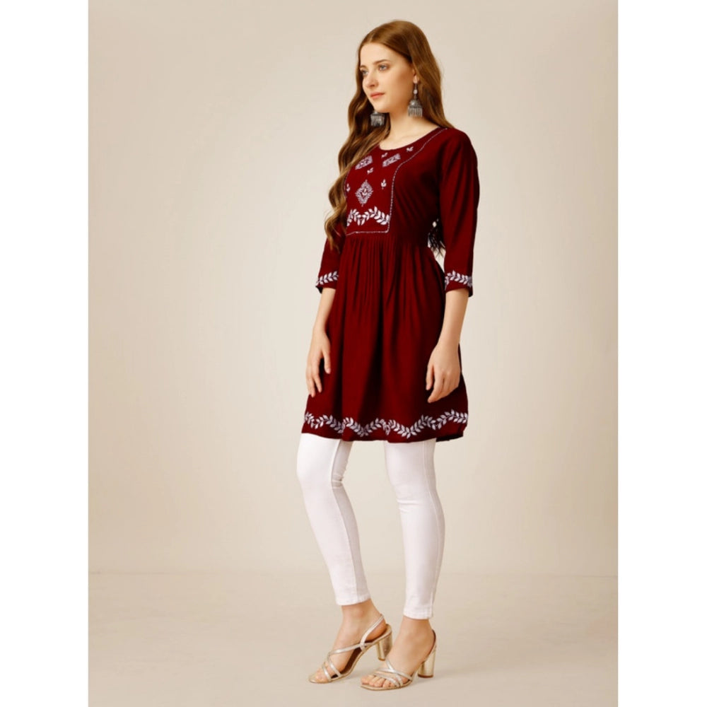 Casual 3-4 th Sleeve Embroidered Rayon Tunic Top