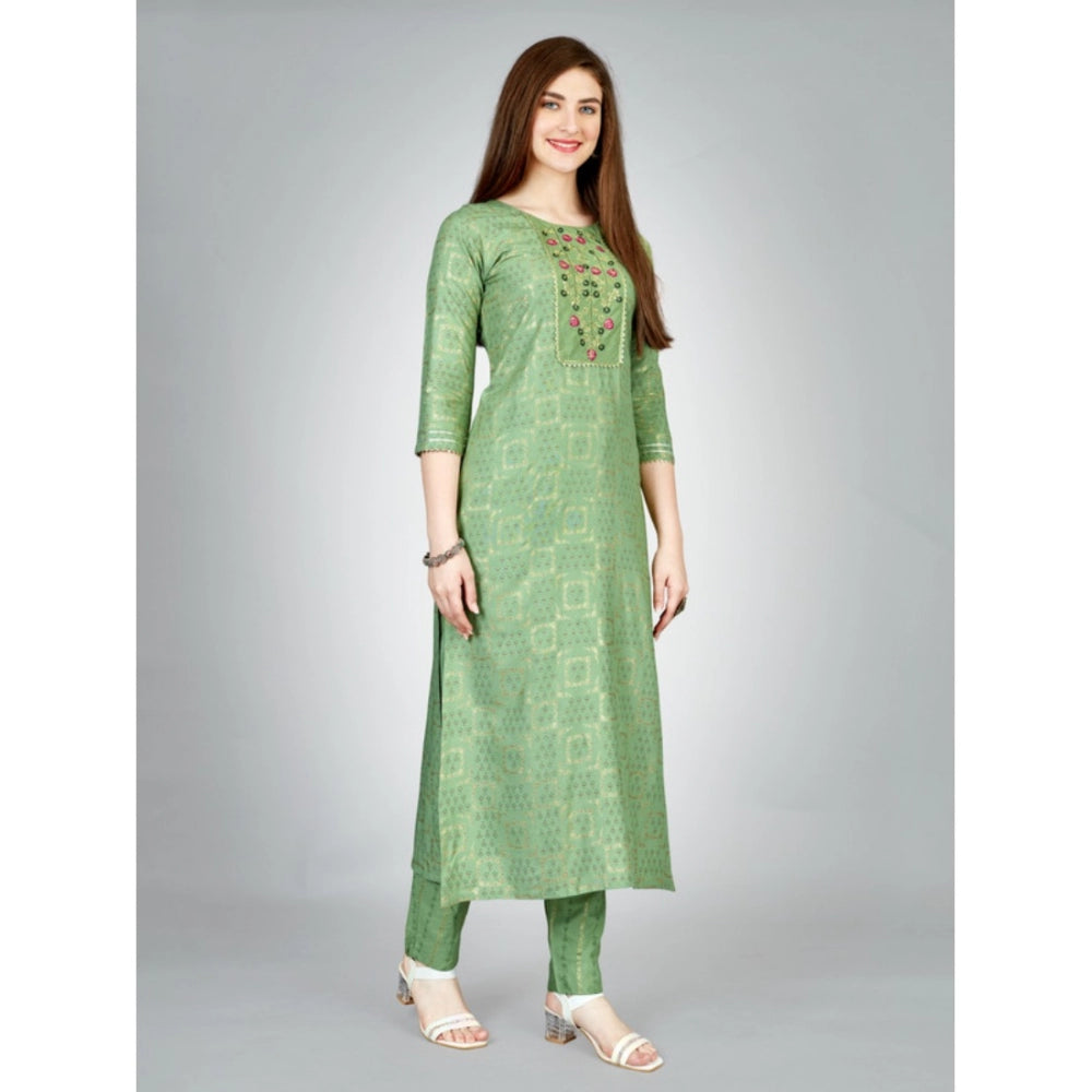 Casual 3-4 th Sleeve Embroidery Rayon Kurti Pant Set