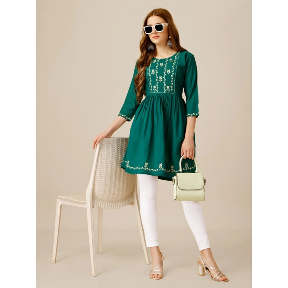 Casual 3-4 th Sleeve Embroidered Rayon Tunic Top