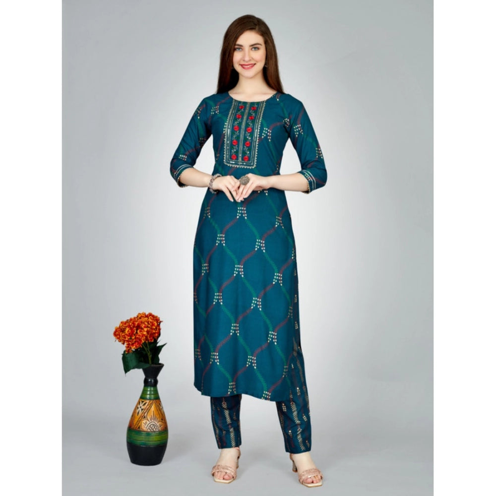 Casual 3-4 th Sleeve Embroidery Rayon Kurti Pant Set