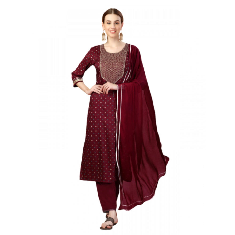 Casual 3-4 th Sleeve Embroidery Silk Blend Kurti Pant Dupatta Set