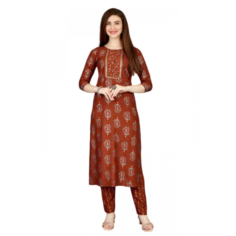 Casual 3-4 th Sleeve Embroidery Rayon Kurti Pant Set