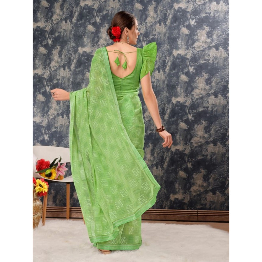 Zomto Cheked Saree With Unstitched Blouse