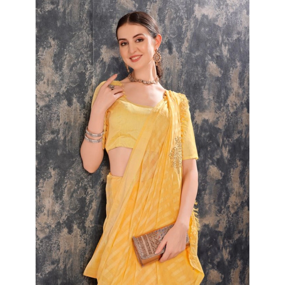 Chiffon Fabric Line Saree With Unstitched Blouse