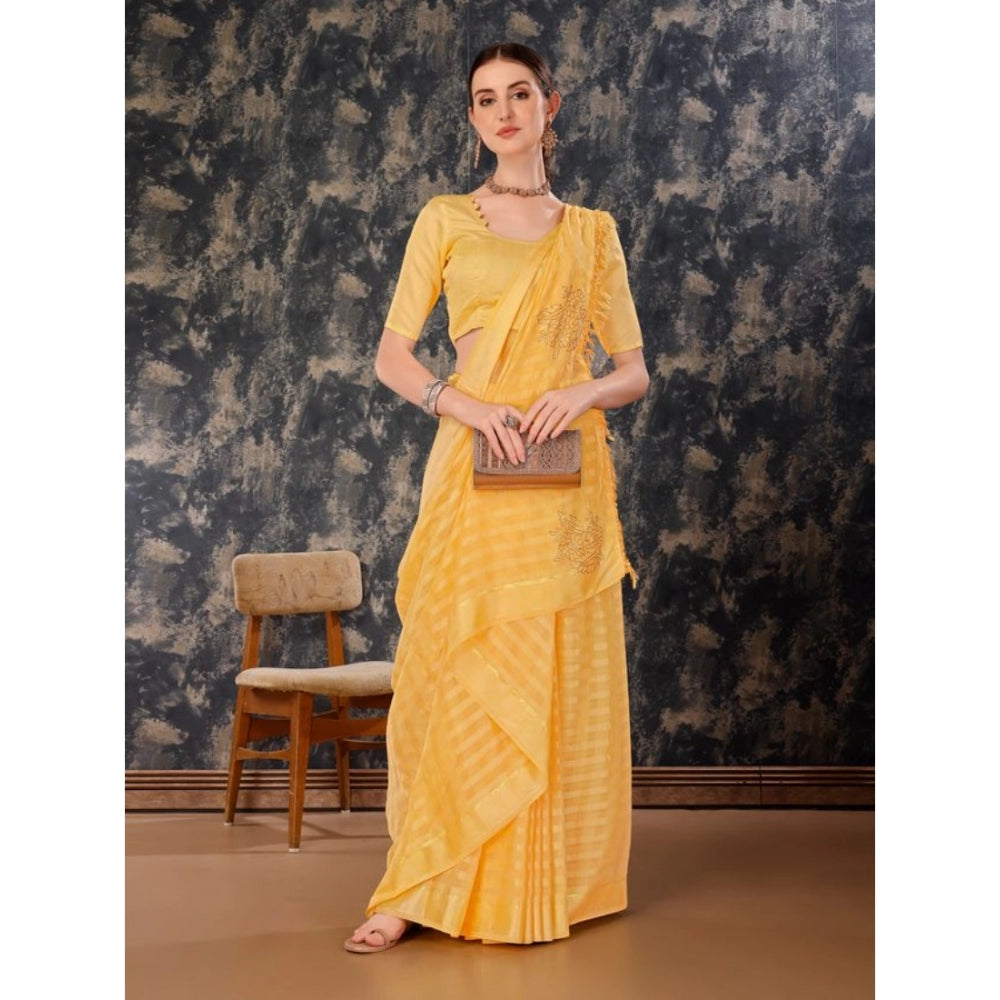 Chiffon Fabric Line Saree With Unstitched Blouse