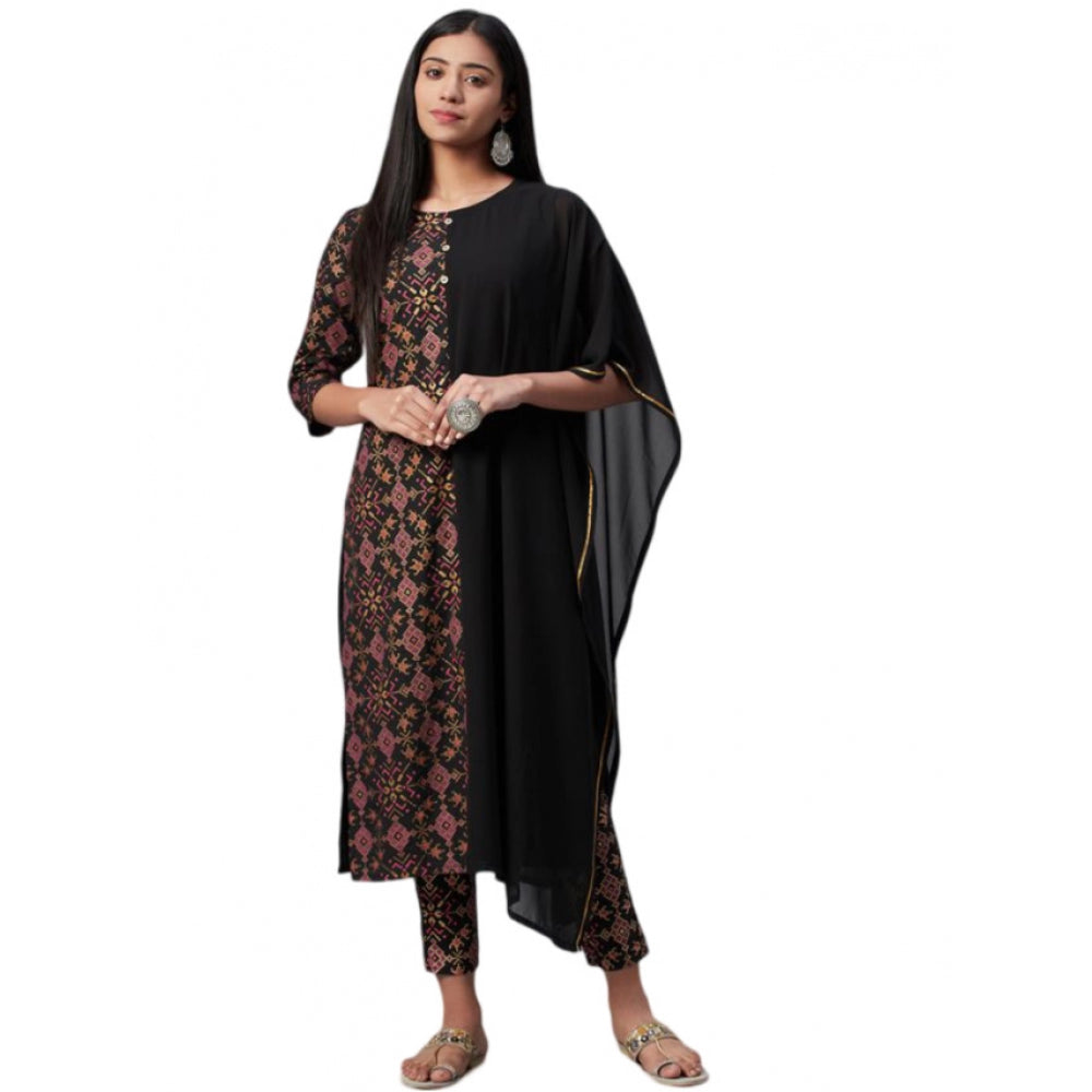 Casual Half Sleeve Ethnic Motifs Georgette &amp; Crepe Kurti and Pant Set